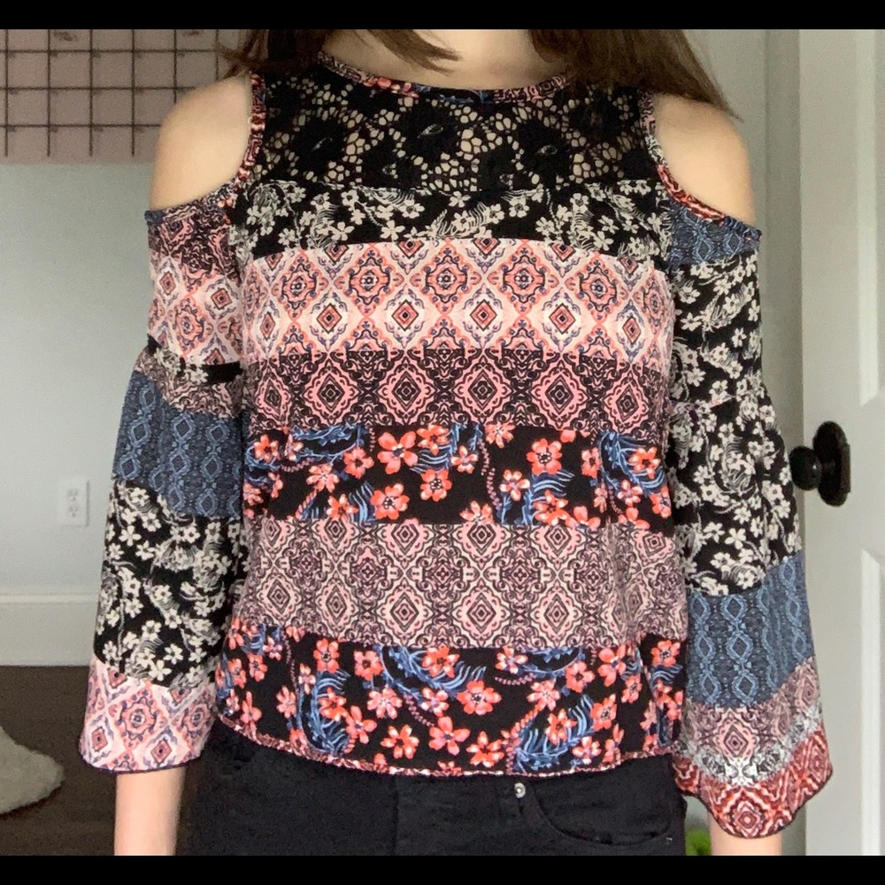 Floral Shoulder-less top! <3
